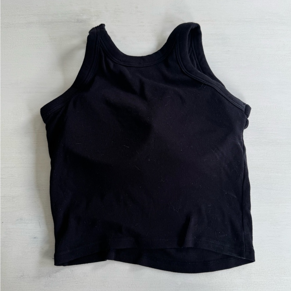 Black Ribbed Tank Crop Top - Picture 3 of 8